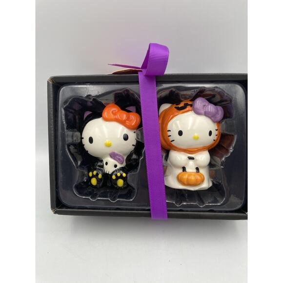 Hello Kitty Halloween Salt and Pepper Shakers by Blue Sky - NEW in Gift Box - Picture 1 of 11